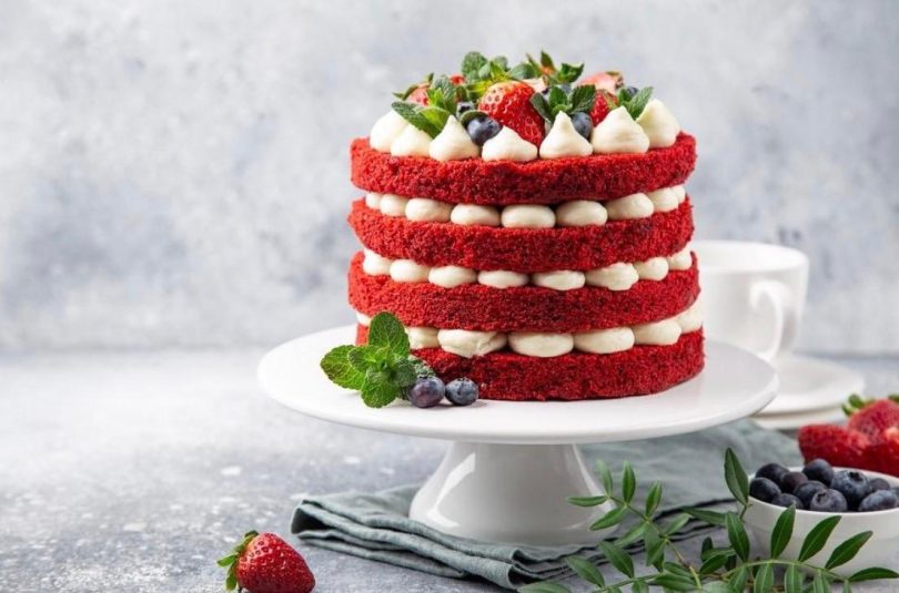 Tort Red Velvet cu cremă de brânză