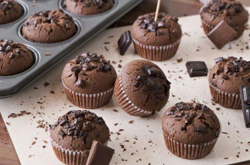 9 Muffins cu ciocolată și fulgi de migdale